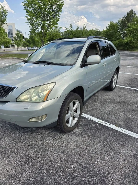 2004 Lexus RX 2nd Gen - Image 2 of 5
