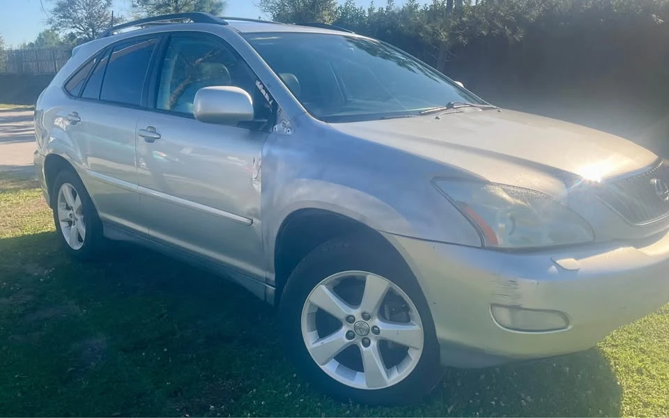2004 Lexus RX 2nd Gen - Image 8 of 11