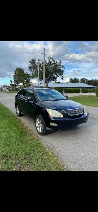 2004 Lexus RX 2nd Gen - Image 3 of 10