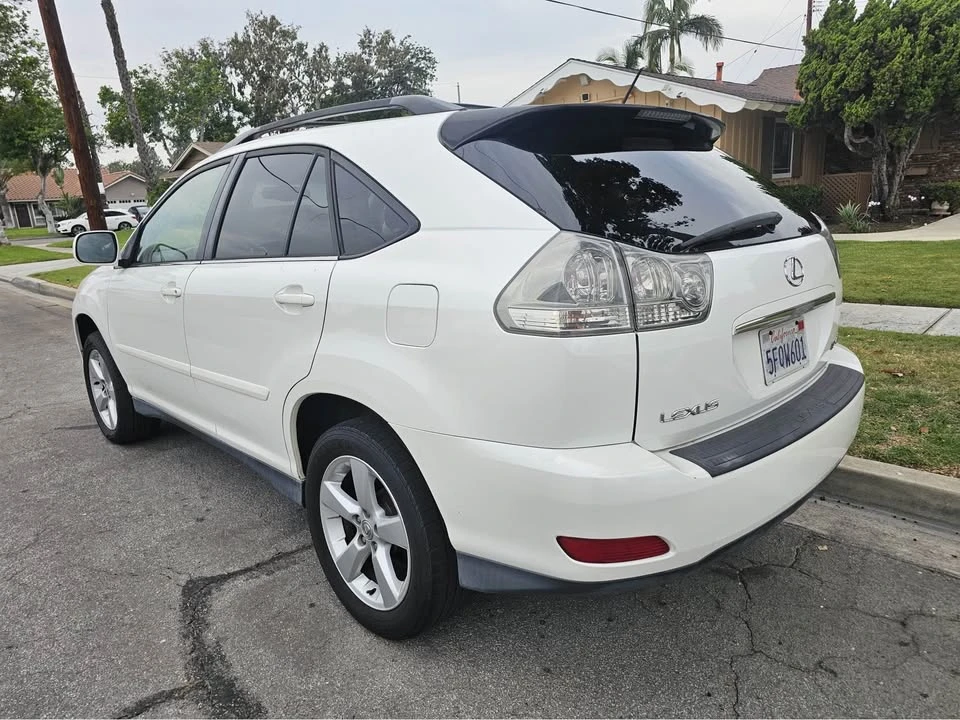 2004 Lexus RX 2nd Gen - Image 3 of 17