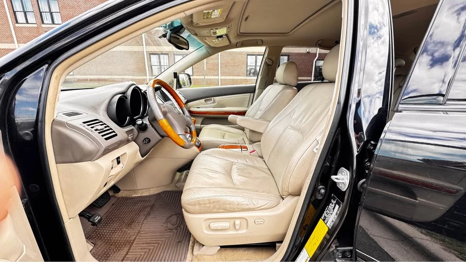 2004 Lexus RX 2nd Gen - Image 8 of 10