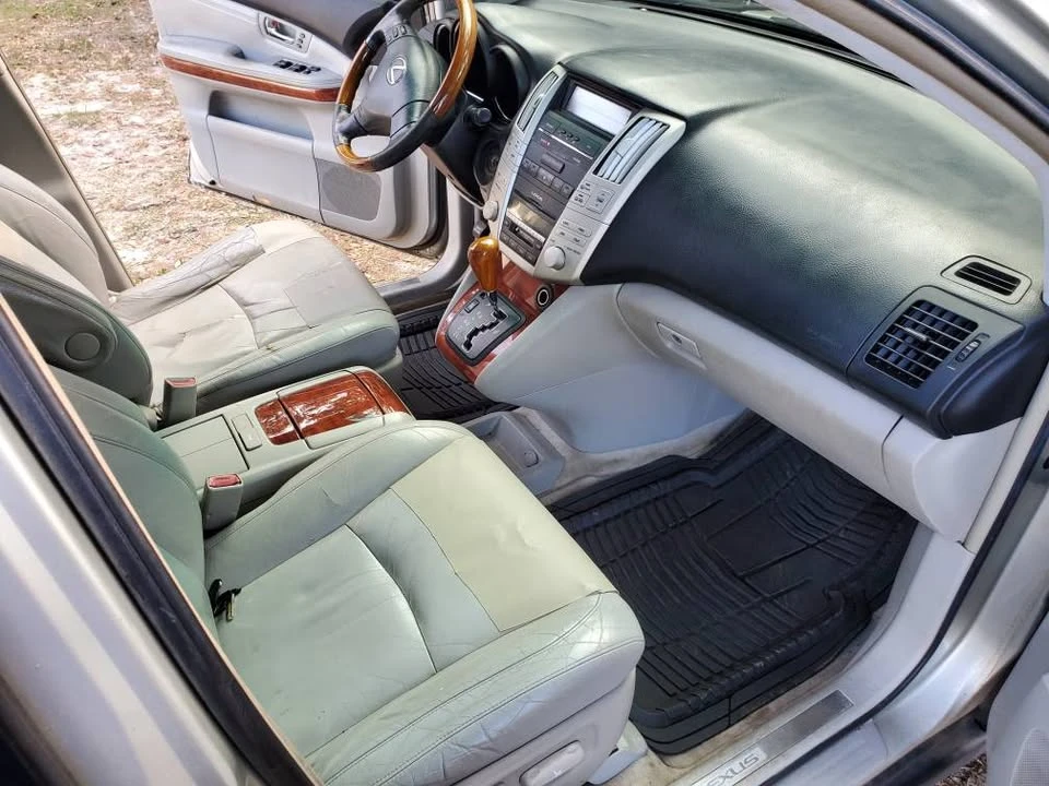 2004 Lexus RX 2nd Gen - Image 15 of 16