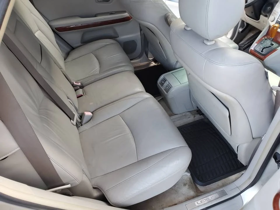 2004 Lexus RX 2nd Gen - Image 14 of 16