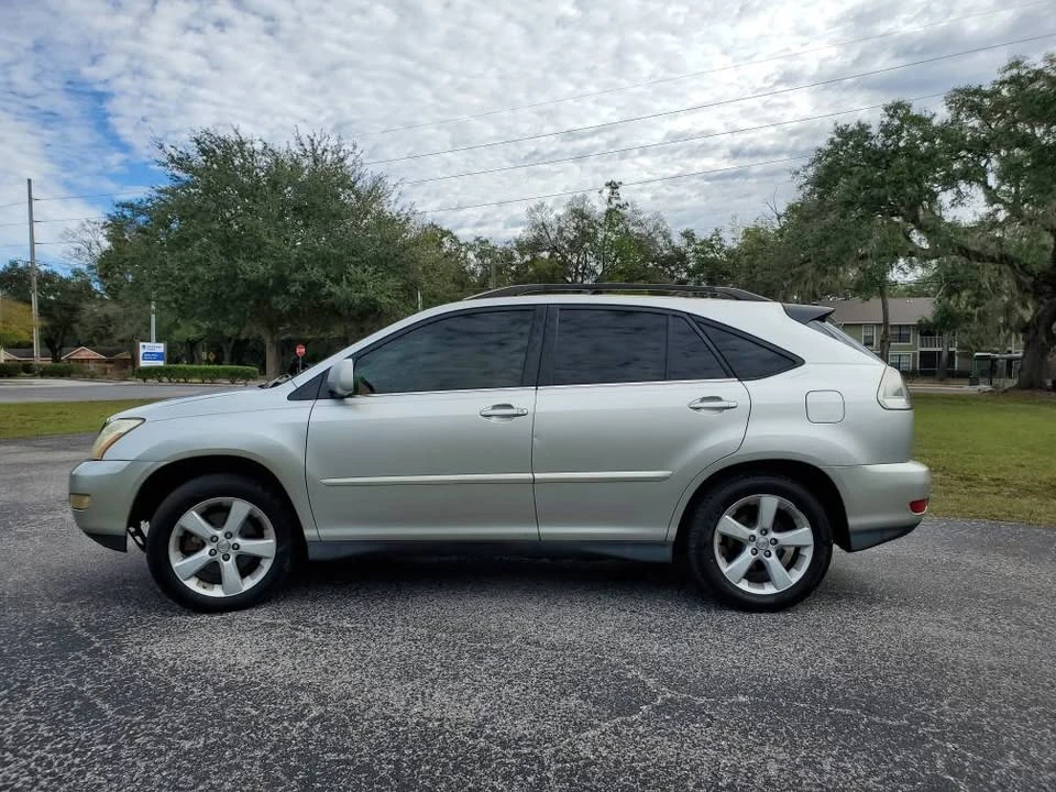 2004 Lexus RX 2nd Gen - Image 4 of 16