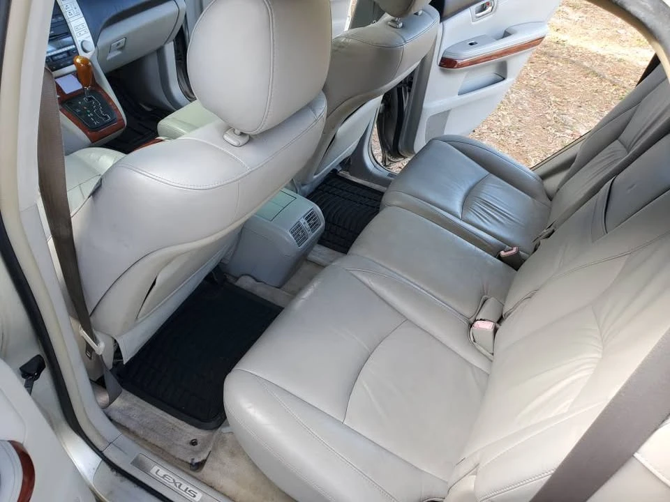 2004 Lexus RX 2nd Gen - Image 13 of 16