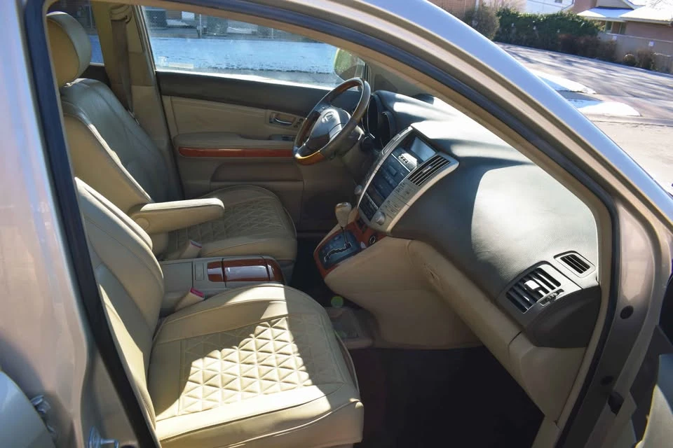 2004 Lexus RX 2nd Gen - Image 5 of 7