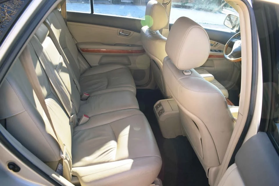 2004 Lexus RX 2nd Gen - Image 6 of 7