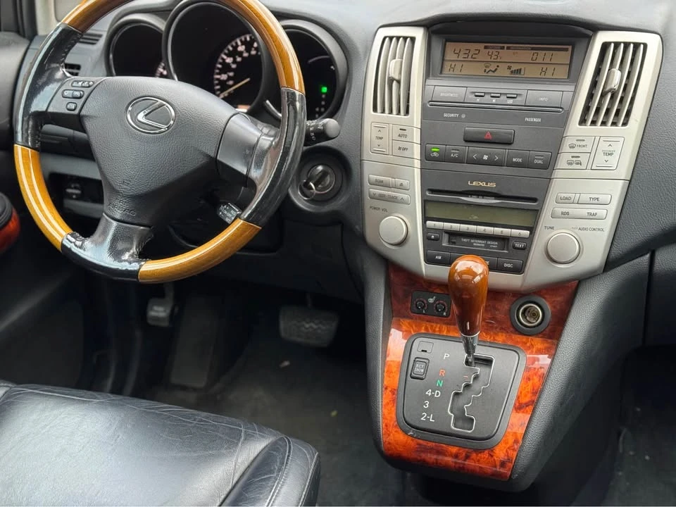 2004 Lexus RX 2nd Gen - Image 15 of 15