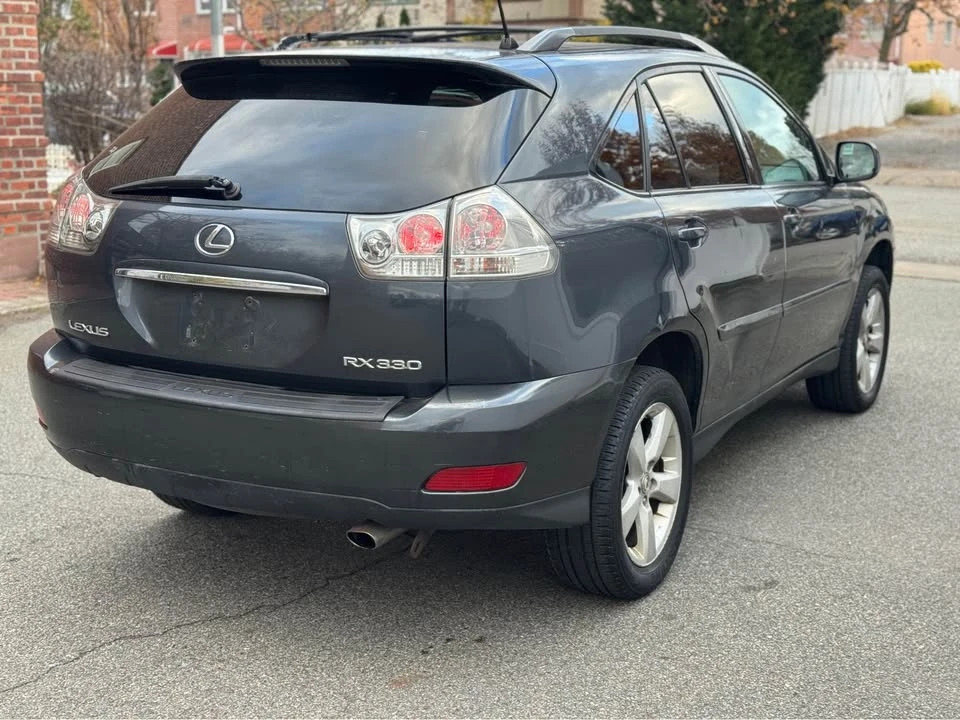 2004 Lexus RX 2nd Gen - Image 8 of 15