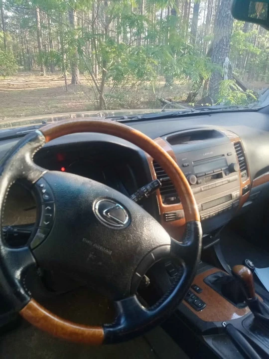 2004 Lexus RX 2nd Gen - Image 4 of 6