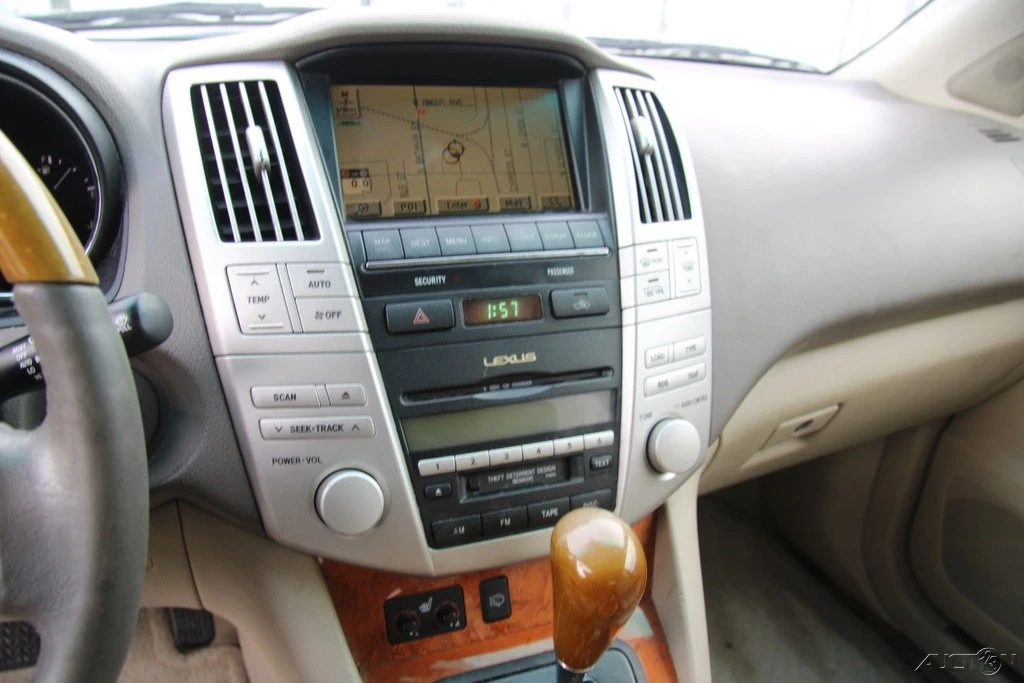 2004 Lexus RX 2nd Gen - Image 15 of 21