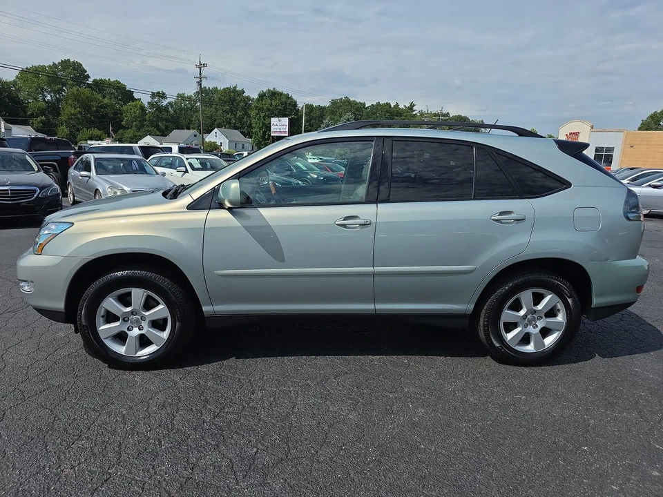 2004 Lexus RX 2nd Gen - Image 19 of 29