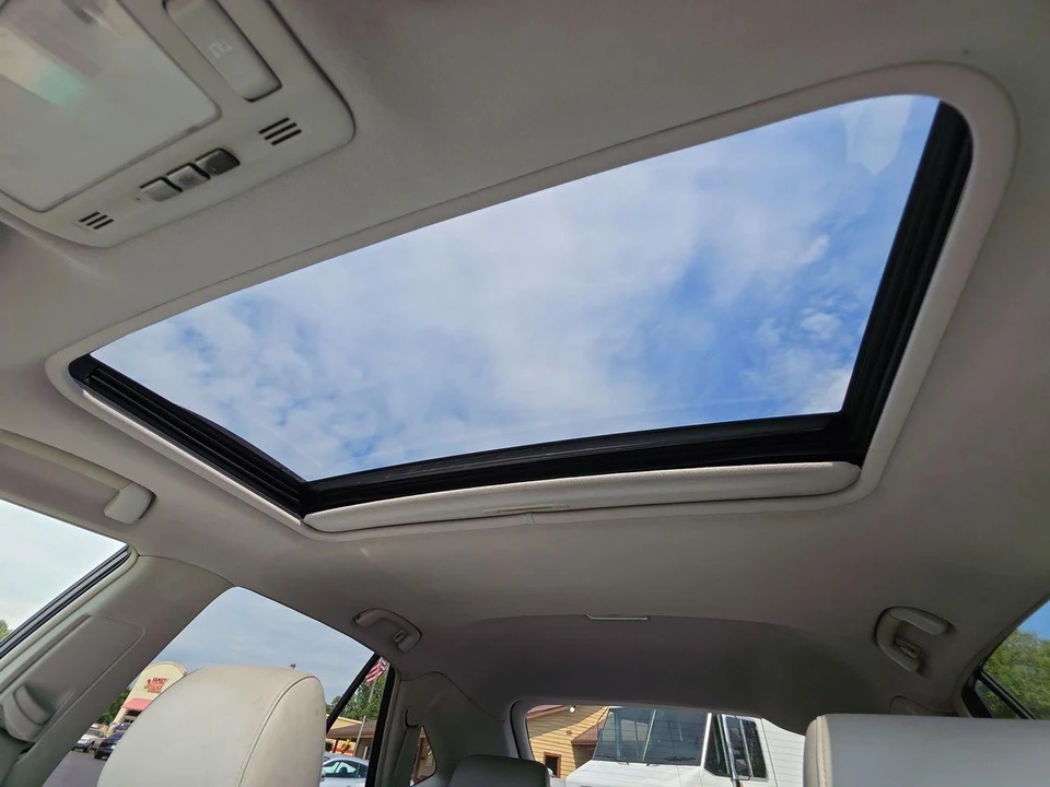 2004 Lexus RX 2nd Gen - Image 27 of 29