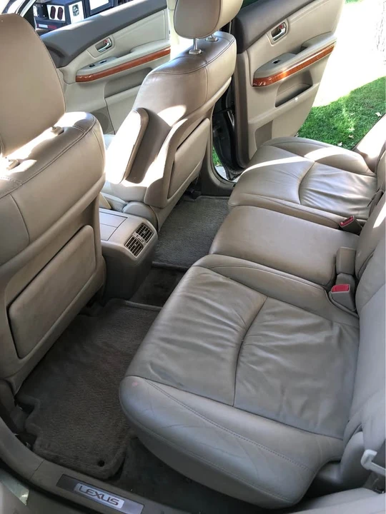 2004 Lexus RX 2nd Gen - Image 12 of 20
