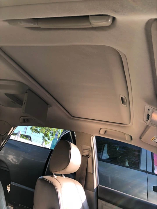2004 Lexus RX 2nd Gen - Image 13 of 20