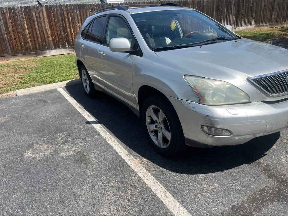 2004 Lexus RX 2nd Gen - Image 2 of 8
