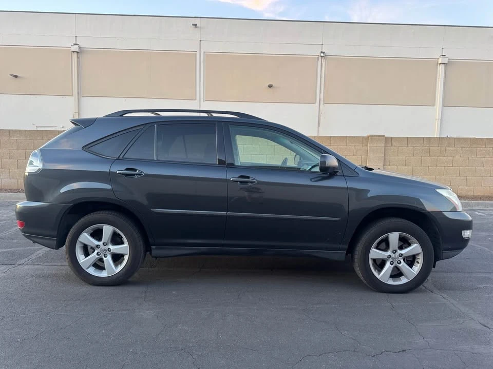 2004 Lexus RX 2nd Gen - Image 7 of 17
