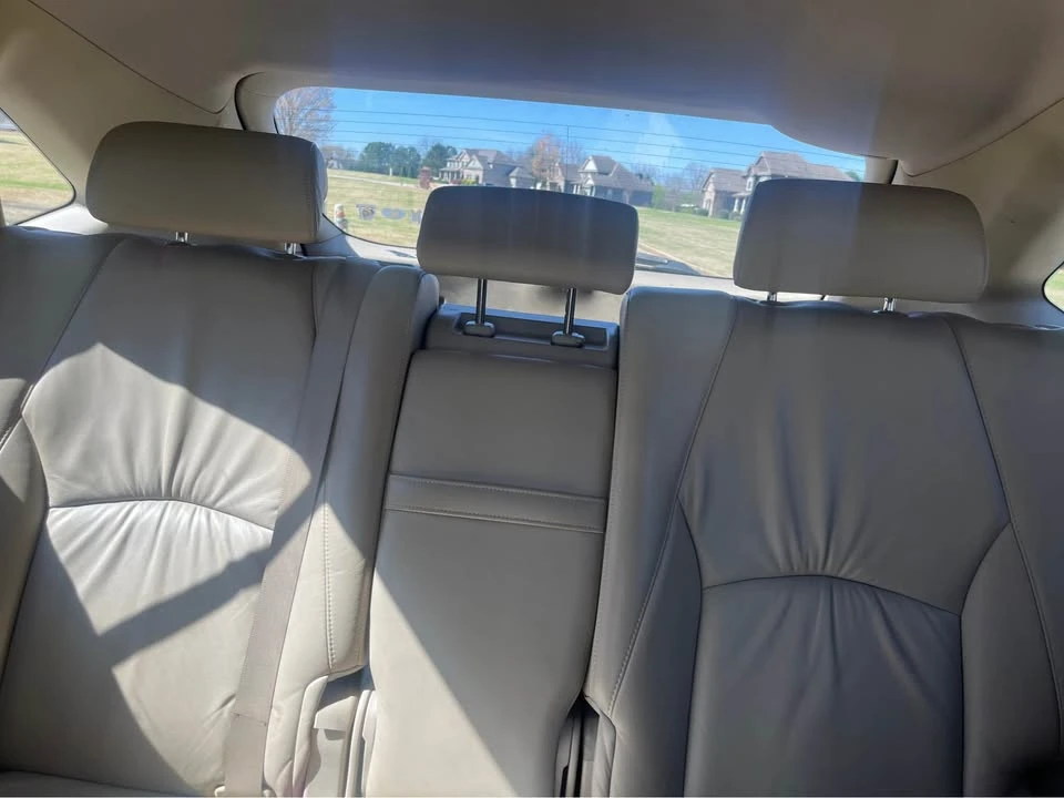 2004 Lexus RX 2nd Gen - Image 10 of 11