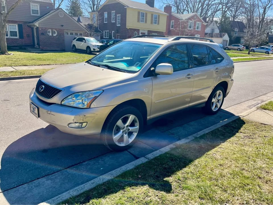 2004 Lexus RX 2nd Gen - Image 7 of 19