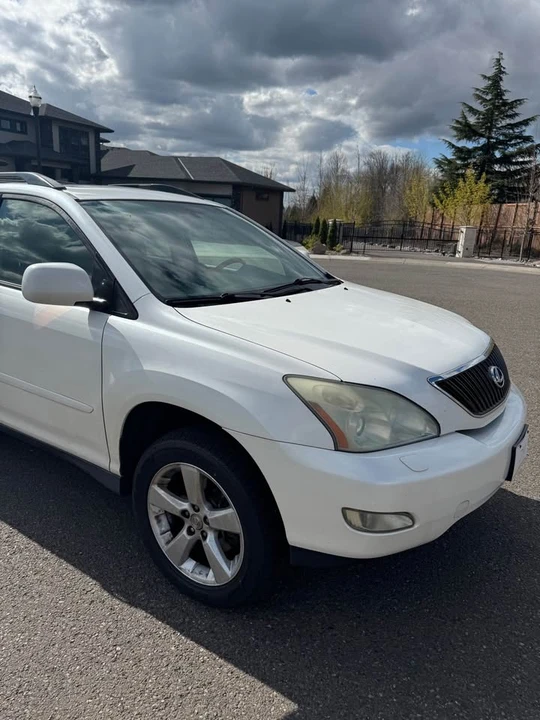 2004 Lexus RX 2nd Gen - Image 5 of 20