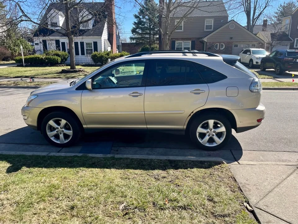 2004 Lexus RX 2nd Gen - Image 6 of 19