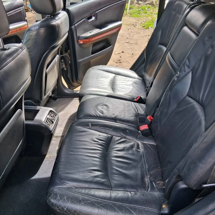2004 Lexus RX 2nd Gen - Image 6 of 10