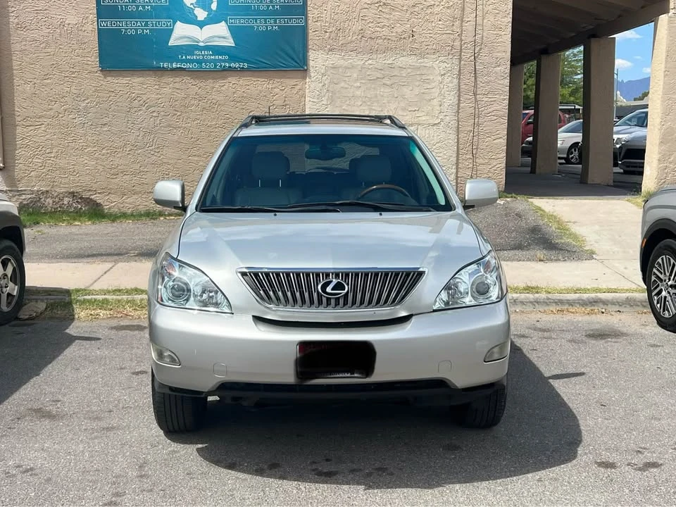 2004 Lexus RX 2nd Gen - Image 9 of 12