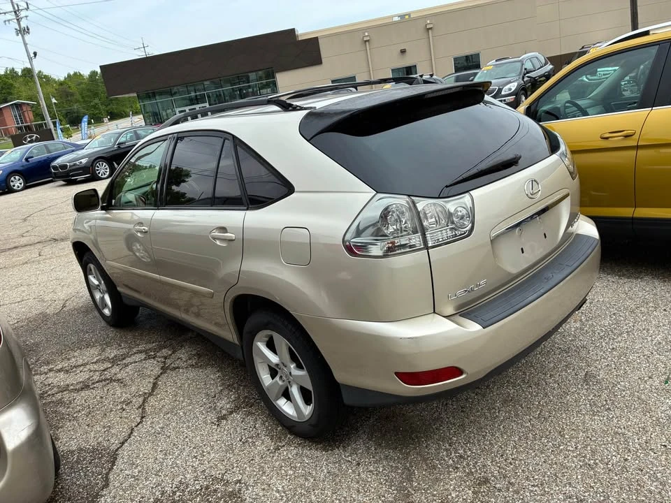2004 Lexus RX 2nd Gen - Image 6 of 9