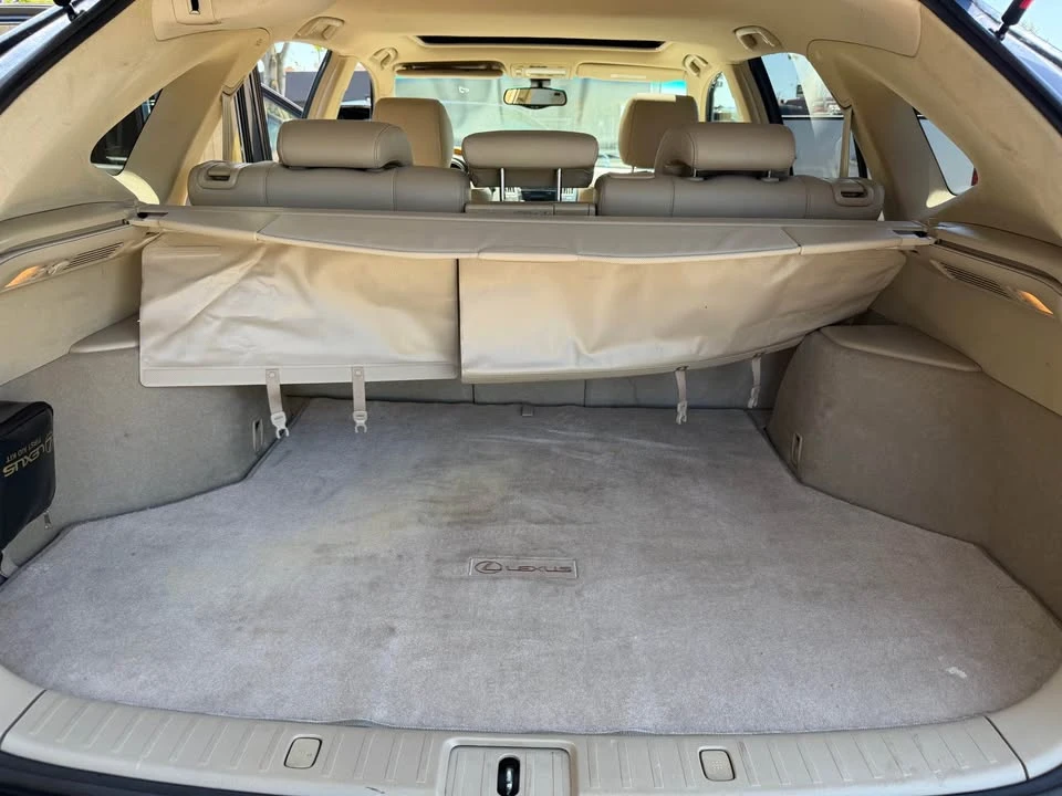 2004 Lexus RX 2nd Gen - Image 10 of 16