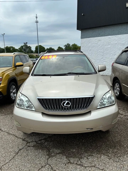 2004 Lexus RX 2nd Gen - Image 3 of 9