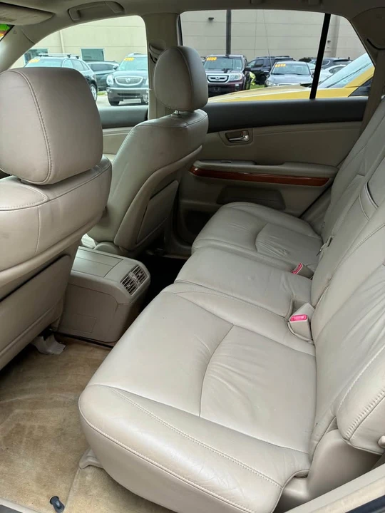 2004 Lexus RX 2nd Gen - Image 9 of 9