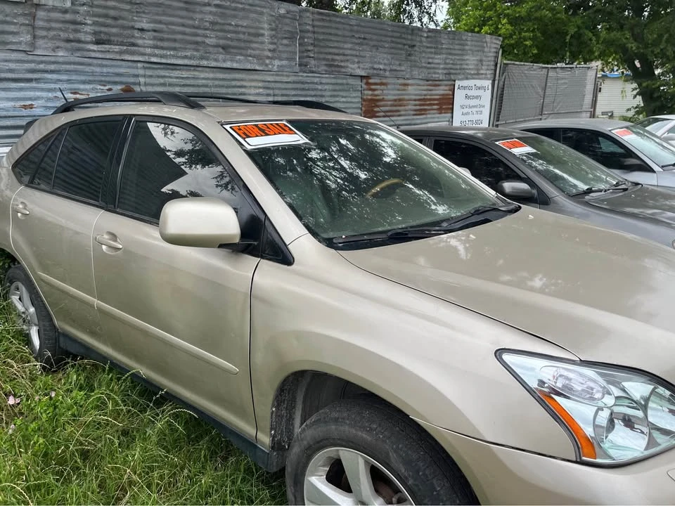 2004 Lexus RX 2nd Gen - Image 3 of 6