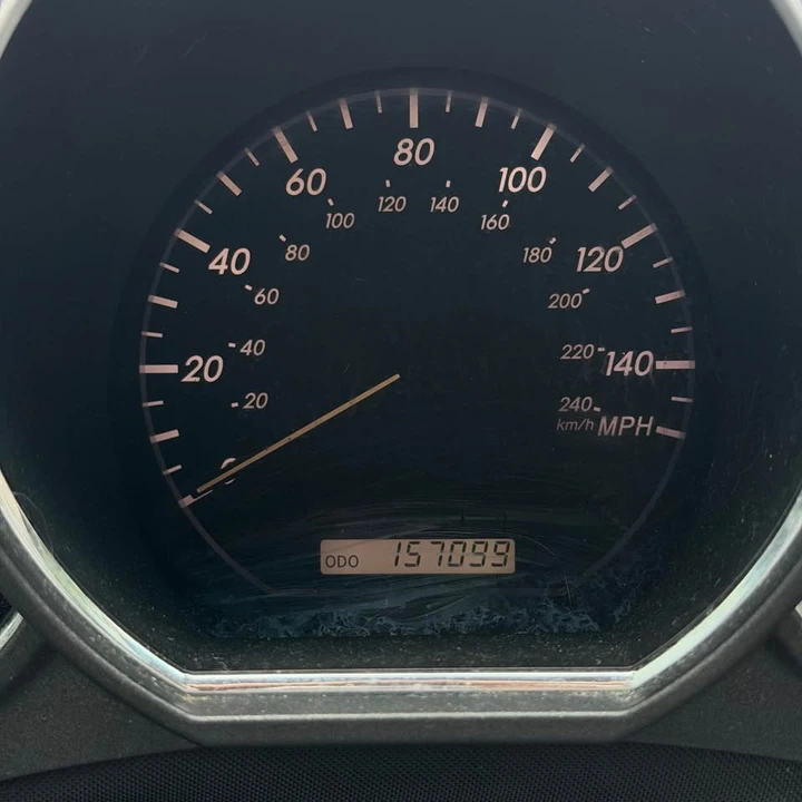 2004 Lexus RX 2nd Gen - Image 18 of 21