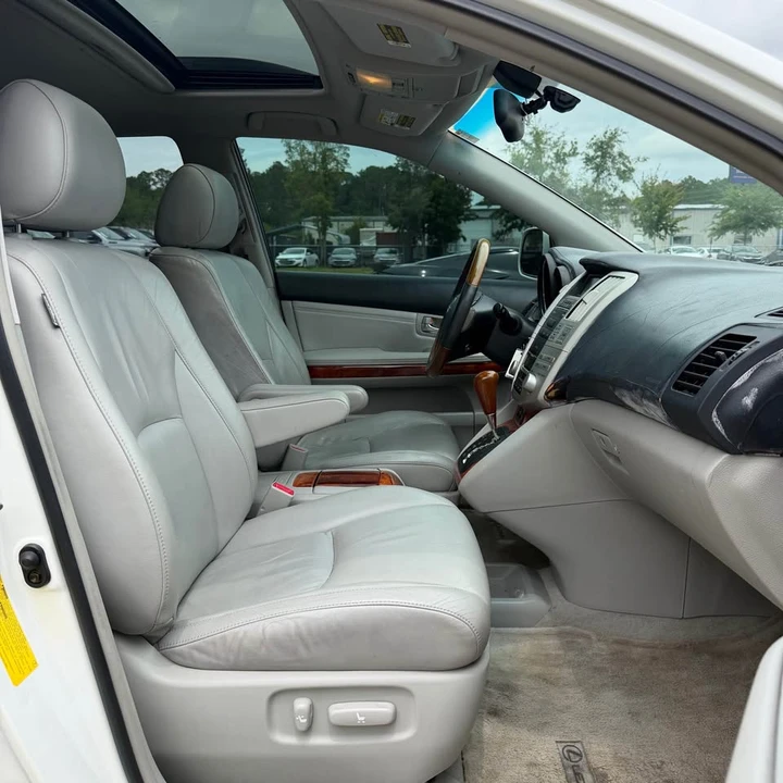 2004 Lexus RX 2nd Gen - Image 15 of 21