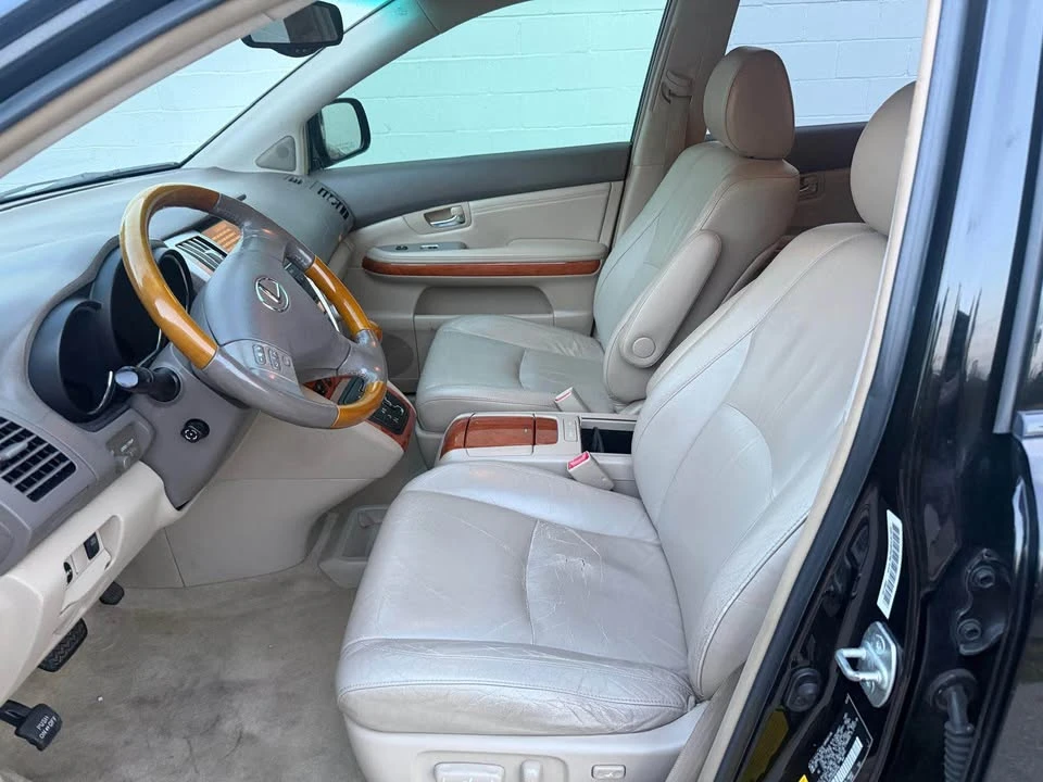 2004 Lexus RX 2nd Gen - Image 8 of 11