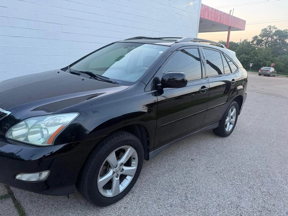 2004 Lexus RX 2nd Gen - Image 7 of 11