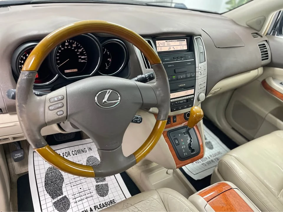 2004 Lexus RX 2nd Gen - Image 8 of 19