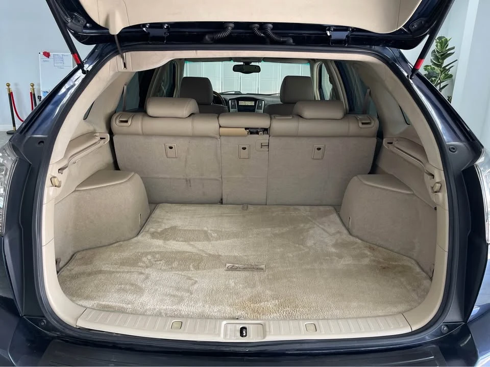 2004 Lexus RX 2nd Gen - Image 15 of 19