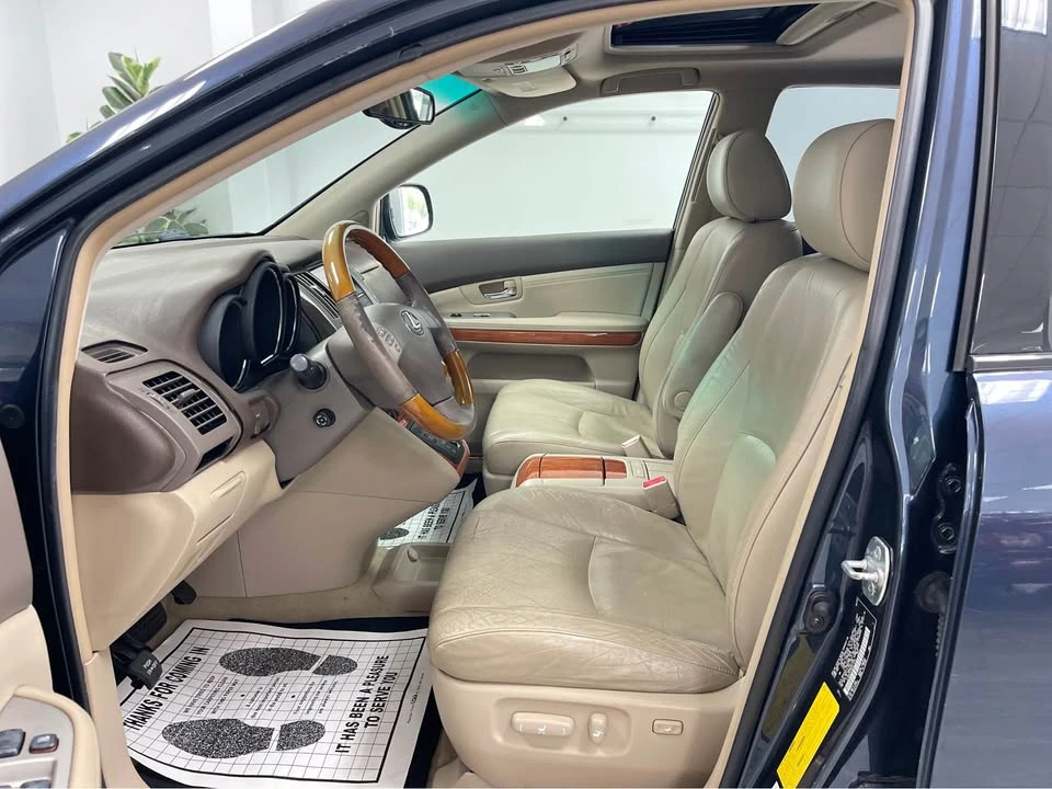 2004 Lexus RX 2nd Gen - Image 7 of 19