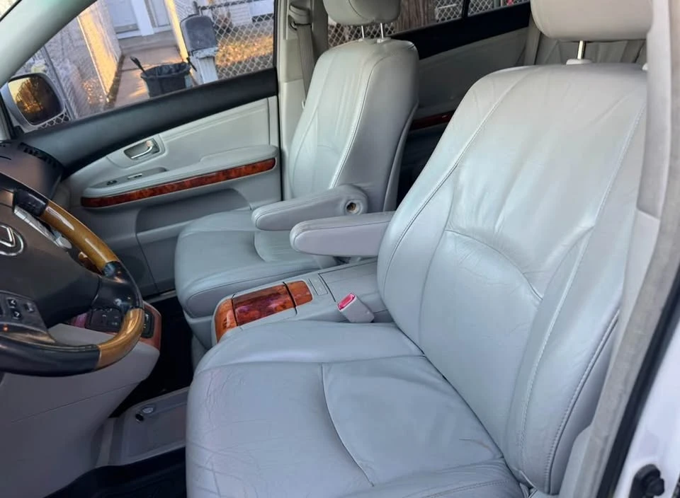 2004 Lexus RX 2nd Gen - Image 5 of 6