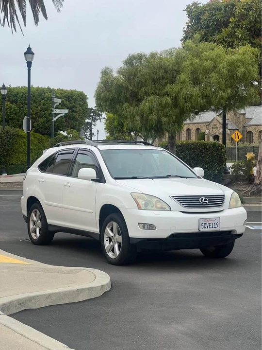 2004 Lexus RX 2nd Gen - Image 9 of 9