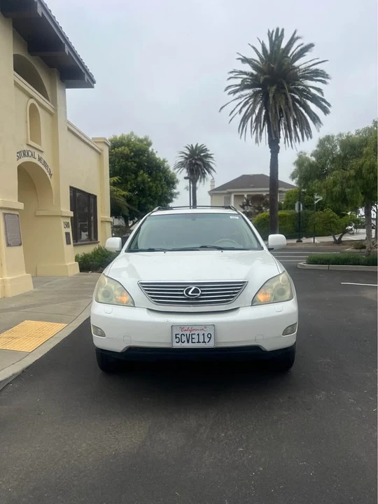 2004 Lexus RX 2nd Gen - Image 3 of 9