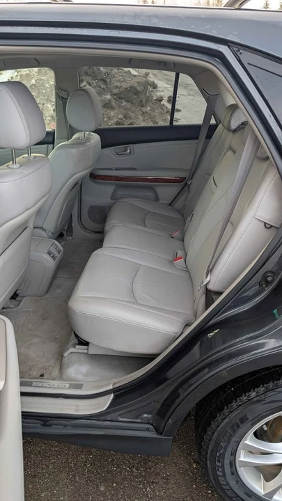 2004 Lexus RX 2nd Gen - Image 9 of 9