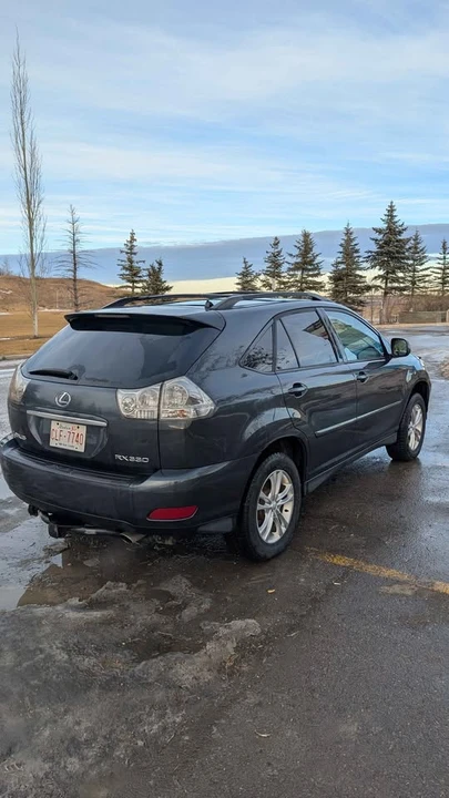 2004 Lexus RX 2nd Gen - Image 3 of 9
