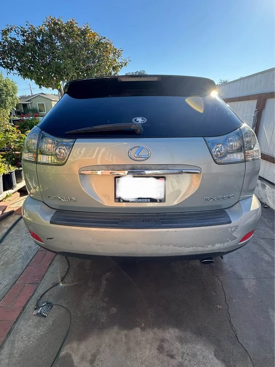 2004 Lexus RX 2nd Gen - Image 2 of 10