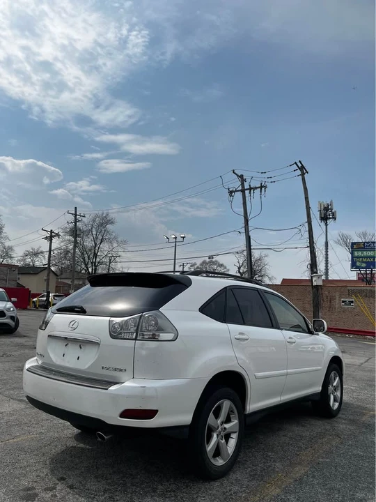 2004 Lexus RX 2nd Gen - Image 3 of 10