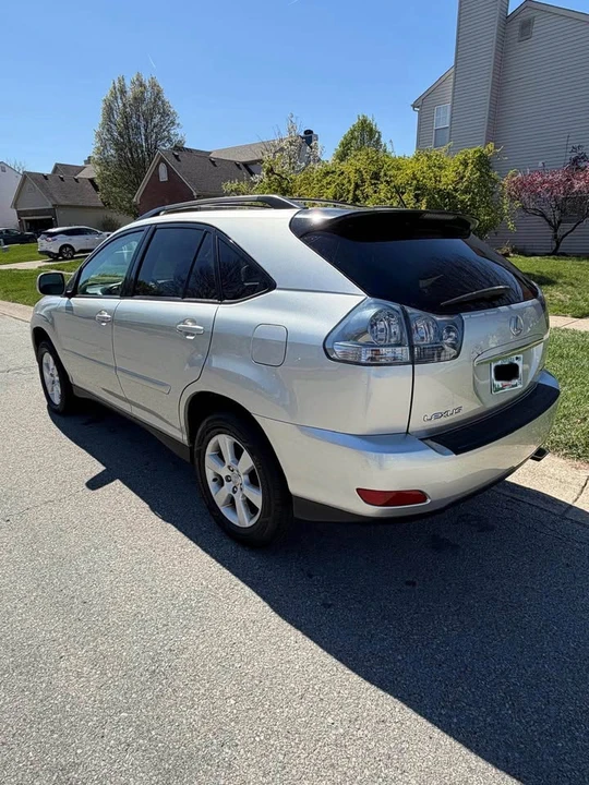 2004 Lexus RX 2nd Gen - Image 4 of 16