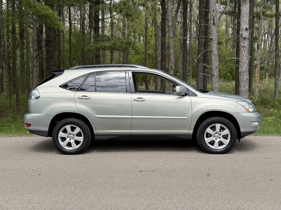 2004 Lexus RX 2nd Gen - Image 23 of 31