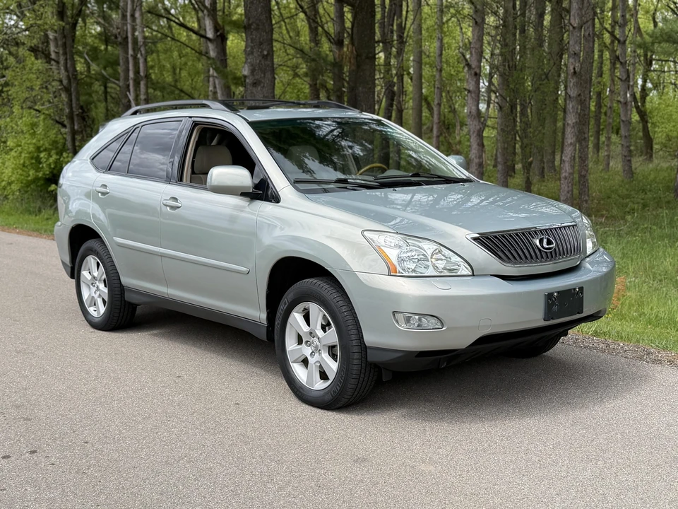 2004 Lexus RX 2nd Gen - Image 24 of 31
