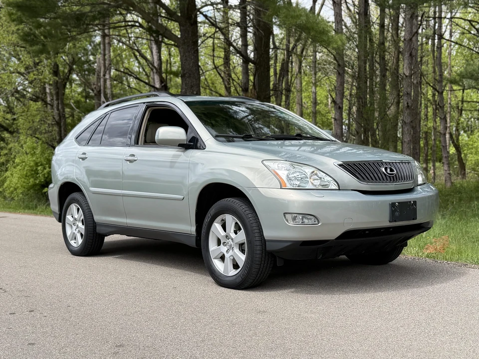 2004 Lexus RX 2nd Gen - Image 26 of 31
